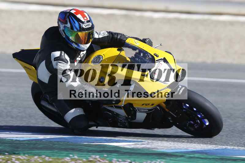 /Archiv-2024/02 29.01.-02.02.2024 Moto Center Thun Jerez/Gruppe gruen-green/251